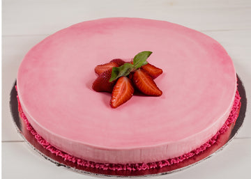 I-mLean Strawberry Pudding Cake (9-inch Whole Round Cake)